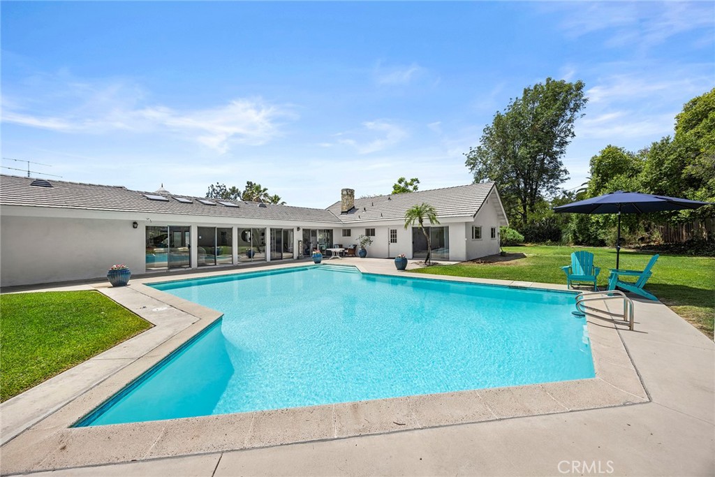 201 Barcelona Property Photo 43