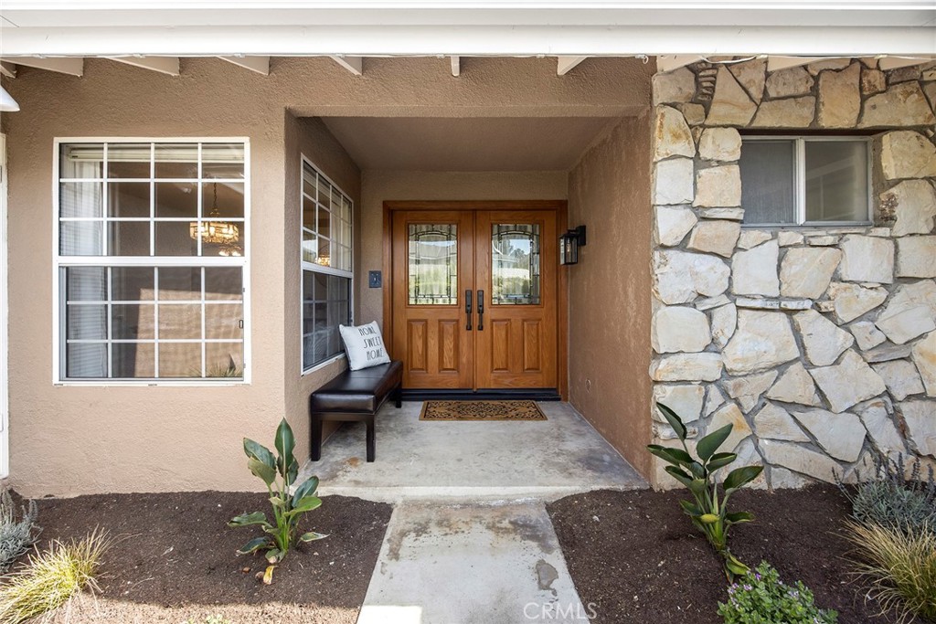 1034 Verona Property Photo 5