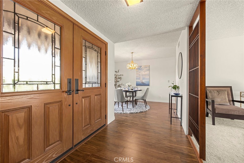 1034 Verona Property Photo 6
