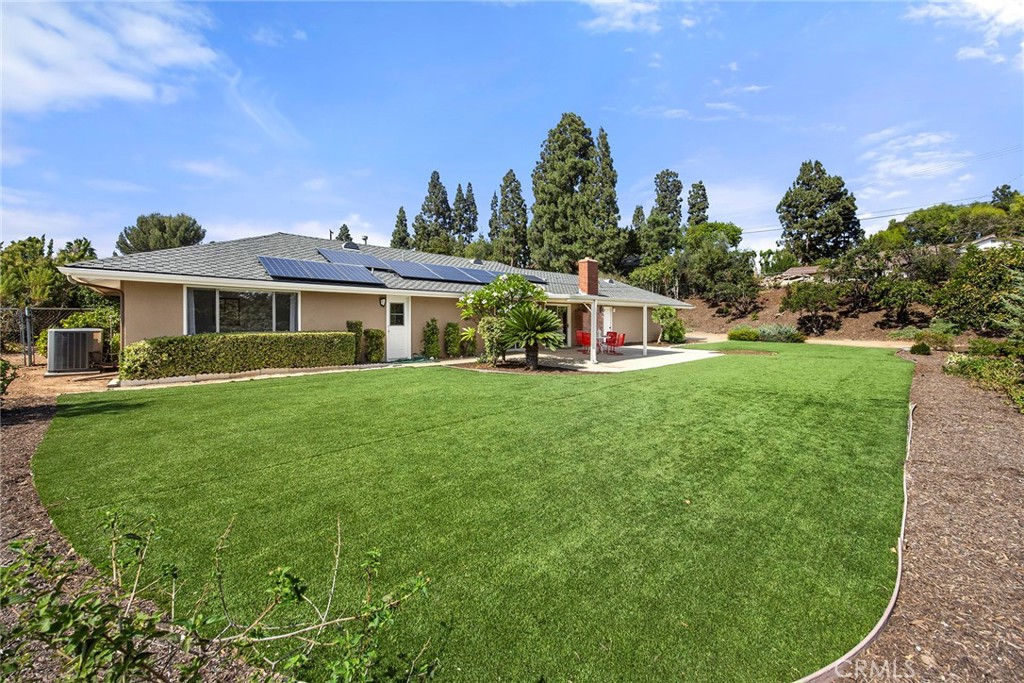 1034 Verona Property Photo 37