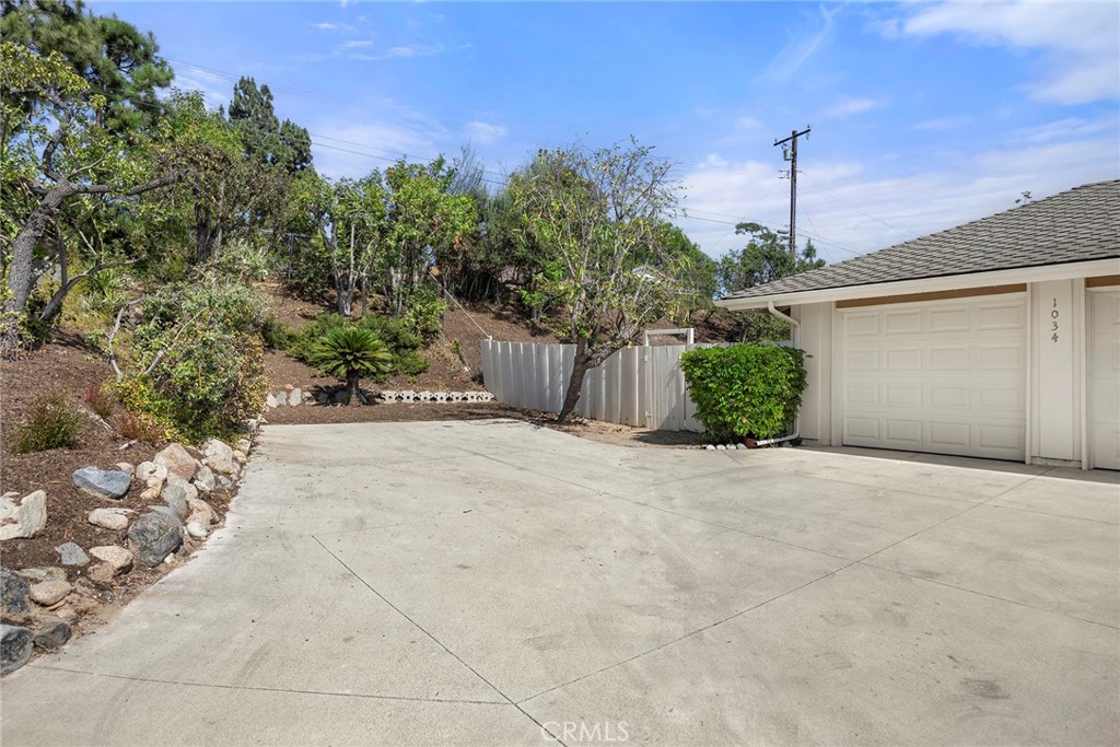 1034 Verona Property Photo 45