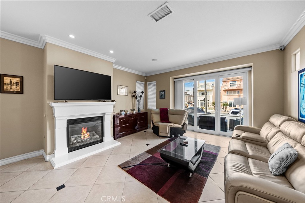116 11th Property Photo 10