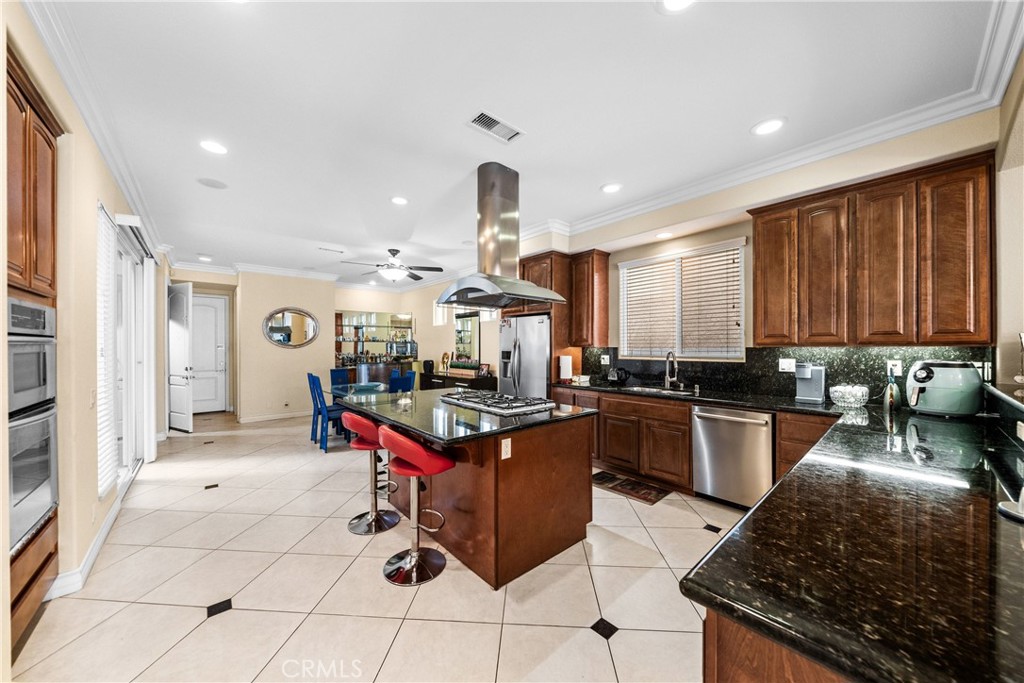 116 11th Property Photo 13