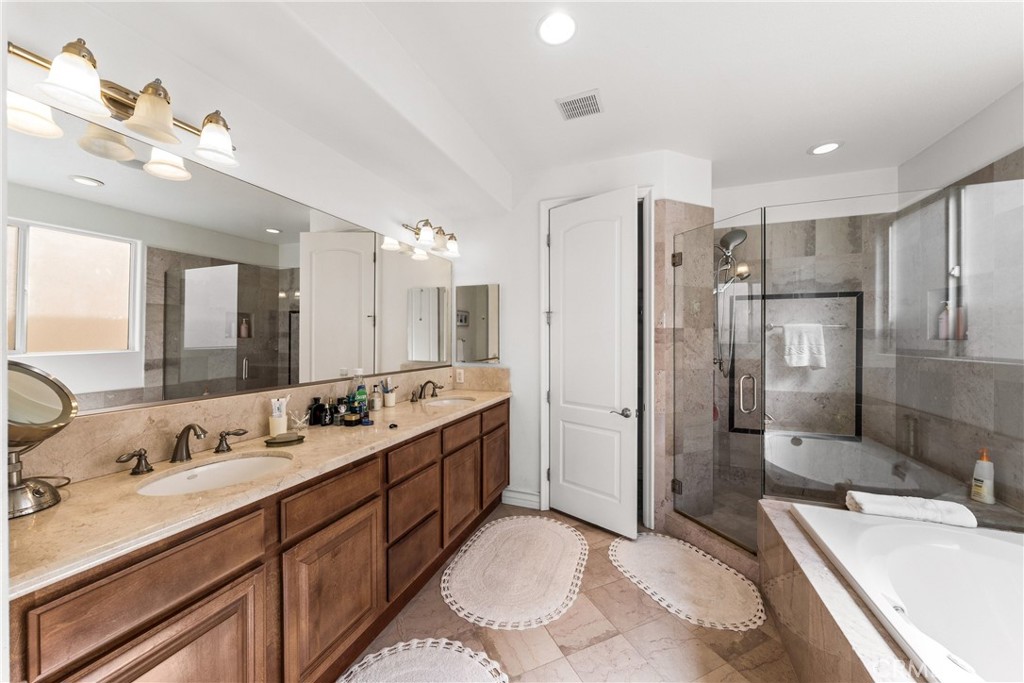 116 11th Property Photo 30
