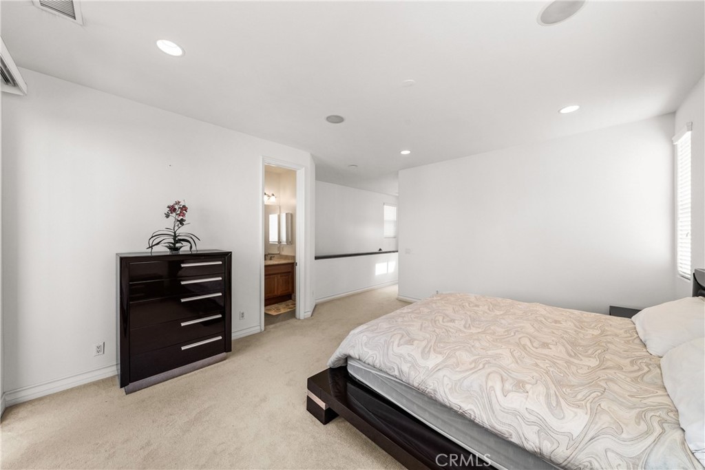 116 11th Property Photo 36