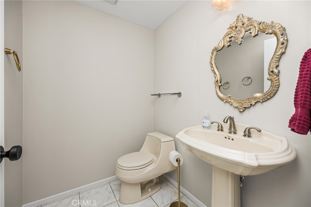 4431 E Olive Branch Property Photo 39