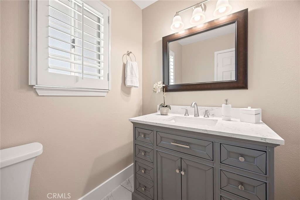 21470 Via La Naranja Property Photo 12