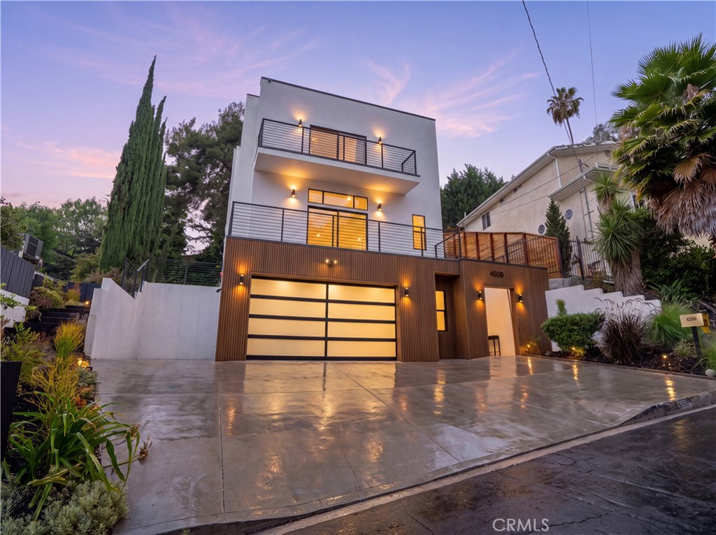 4509 Jessica Property Photo 3
