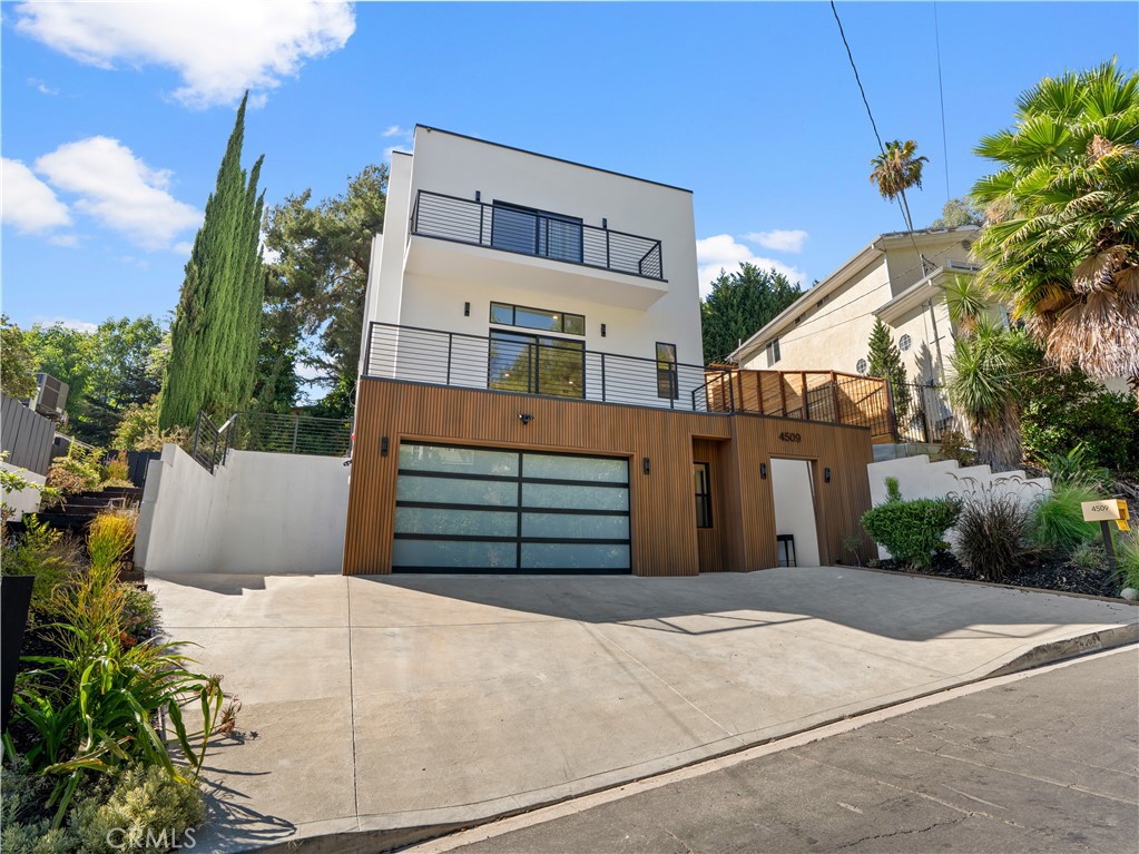 4509 Jessica Property Photo 7