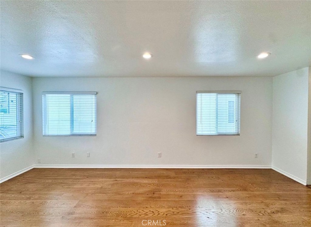 13512 Penn Property Photo 6