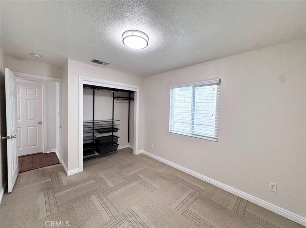 13512 Penn Property Photo 10