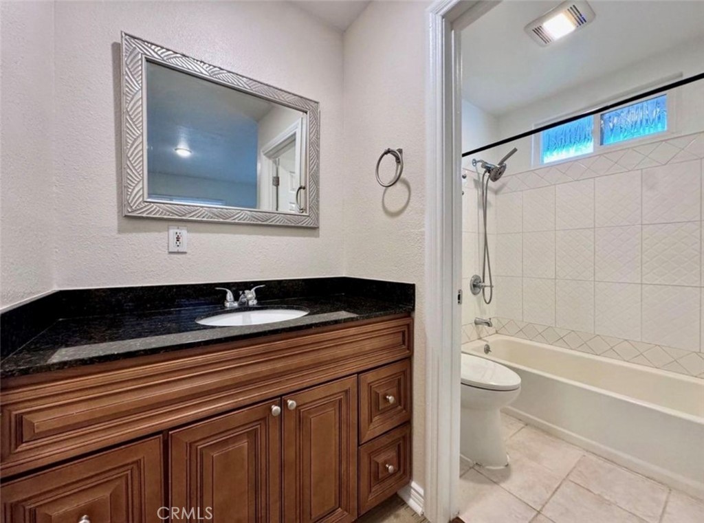 13512 Penn Property Photo 13