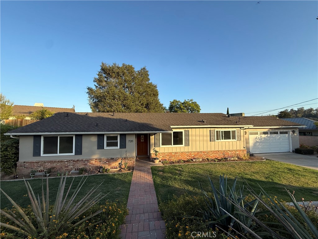 720 Circle Drive Property Photo 1