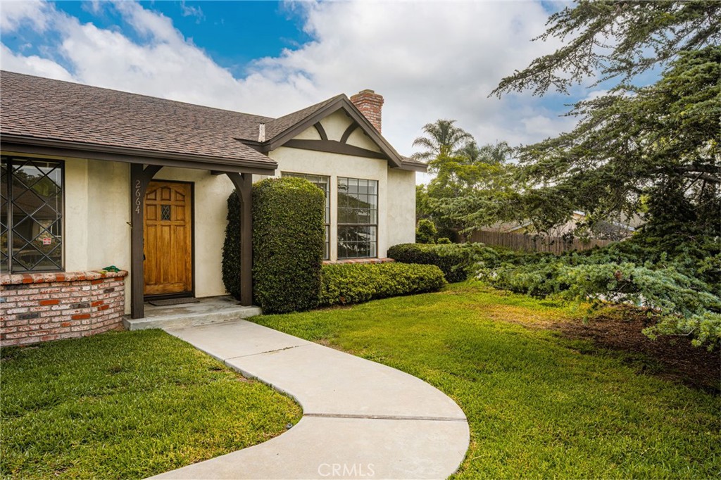 2664 La Gran Via Property Photo 5