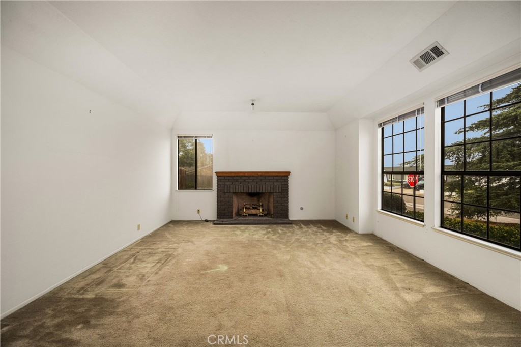 2664 La Gran Via Property Photo 9