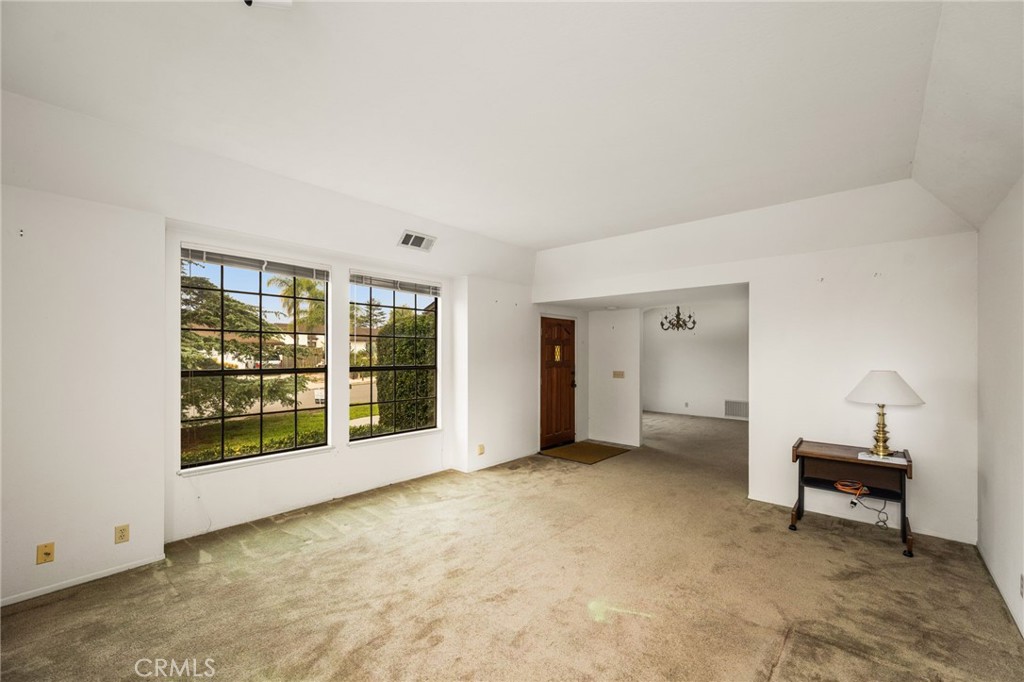 2664 La Gran Via Property Photo 10
