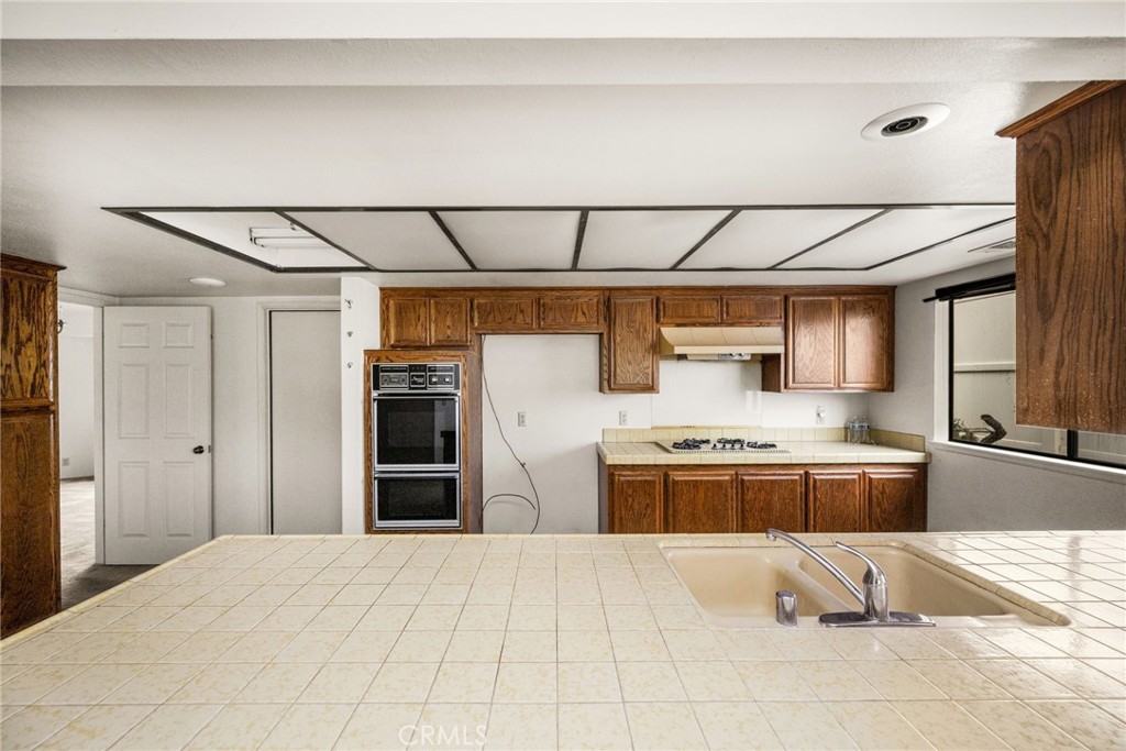 2664 La Gran Via Property Photo 20