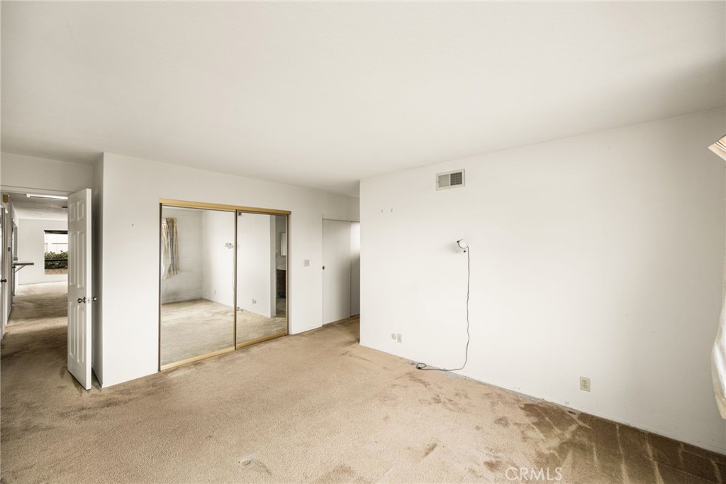 2664 La Gran Via Property Photo 28