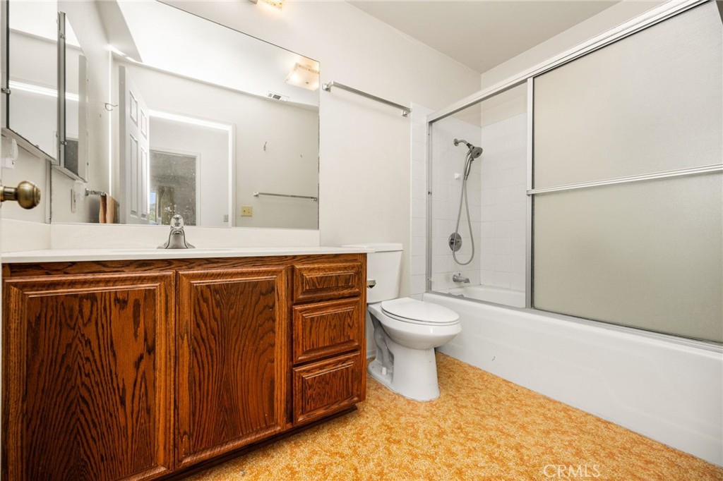 2664 La Gran Via Property Photo 35