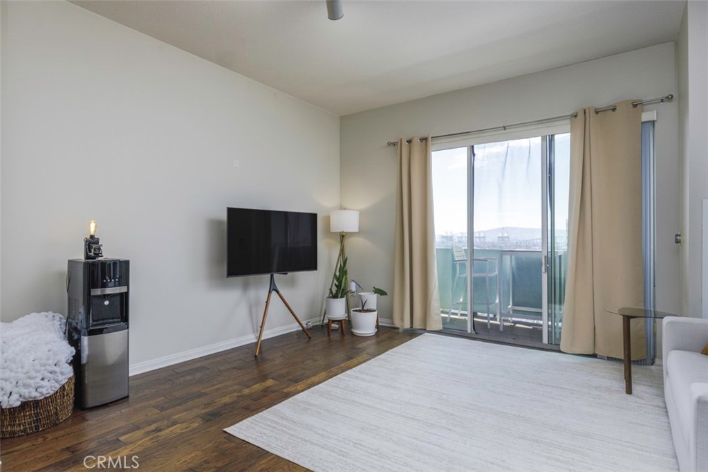 388 E Ocean Boulevard 1415 Property Photo 6