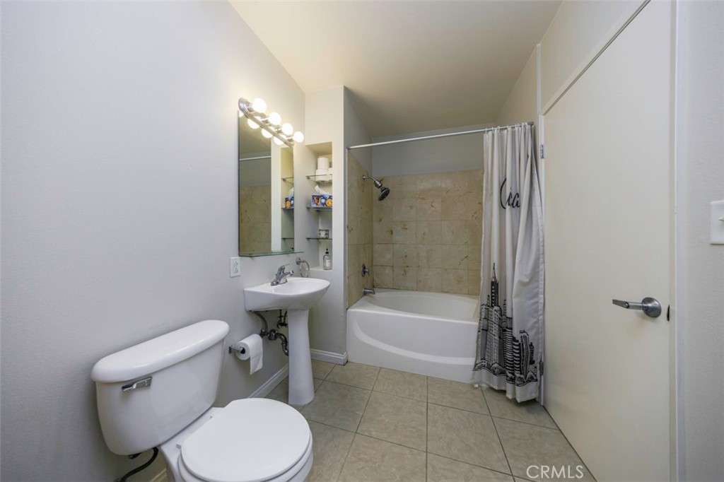 388 E Ocean Boulevard 1415 Property Photo 12