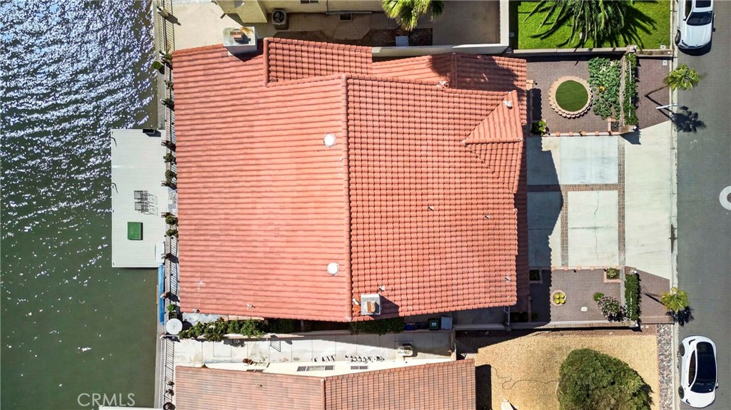 18075 Mariner Property Photo 3