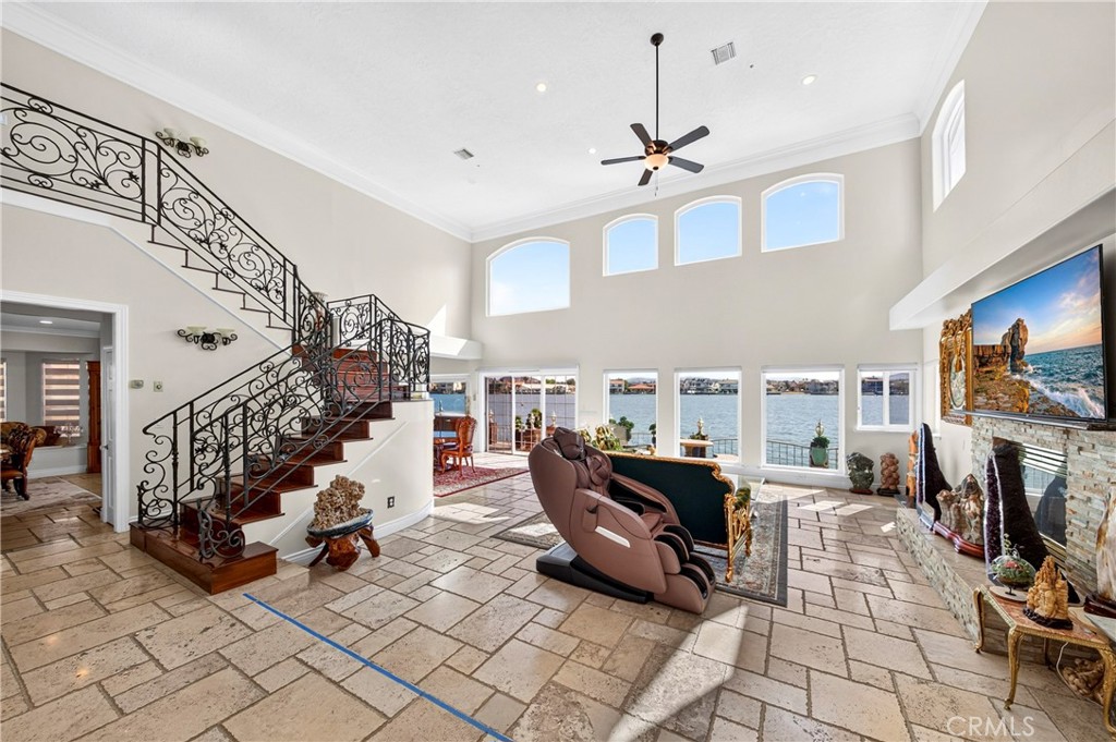 18075 Mariner Property Photo 8