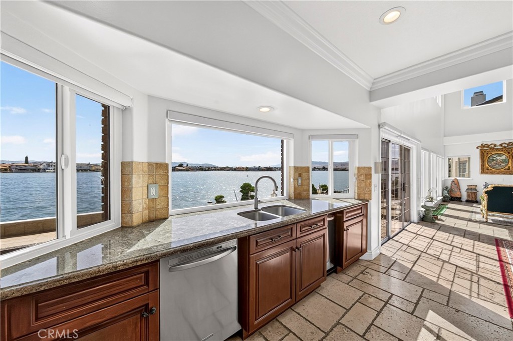 18075 Mariner Property Photo 26