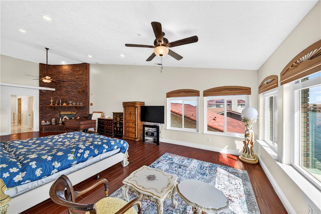 18075 Mariner Property Photo 36