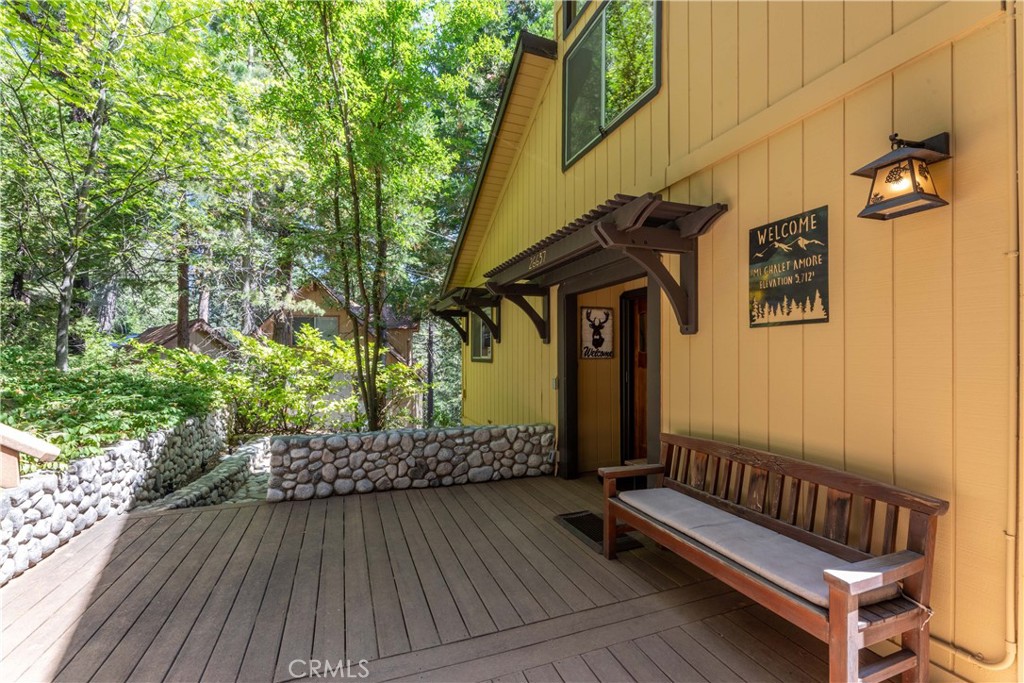 26637 Lake Forest Drive Property Photo 5