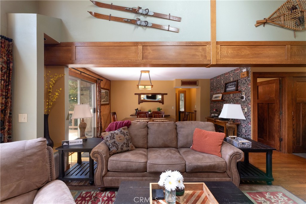 26637 Lake Forest Drive Property Photo 17