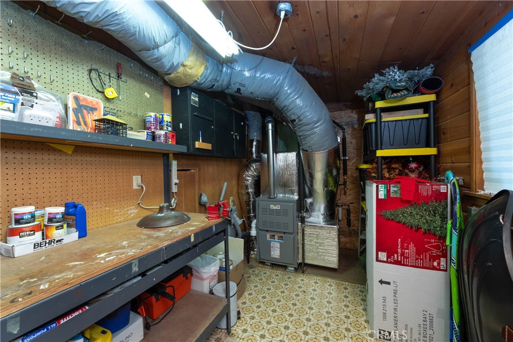 26637 Lake Forest Drive Property Photo 38