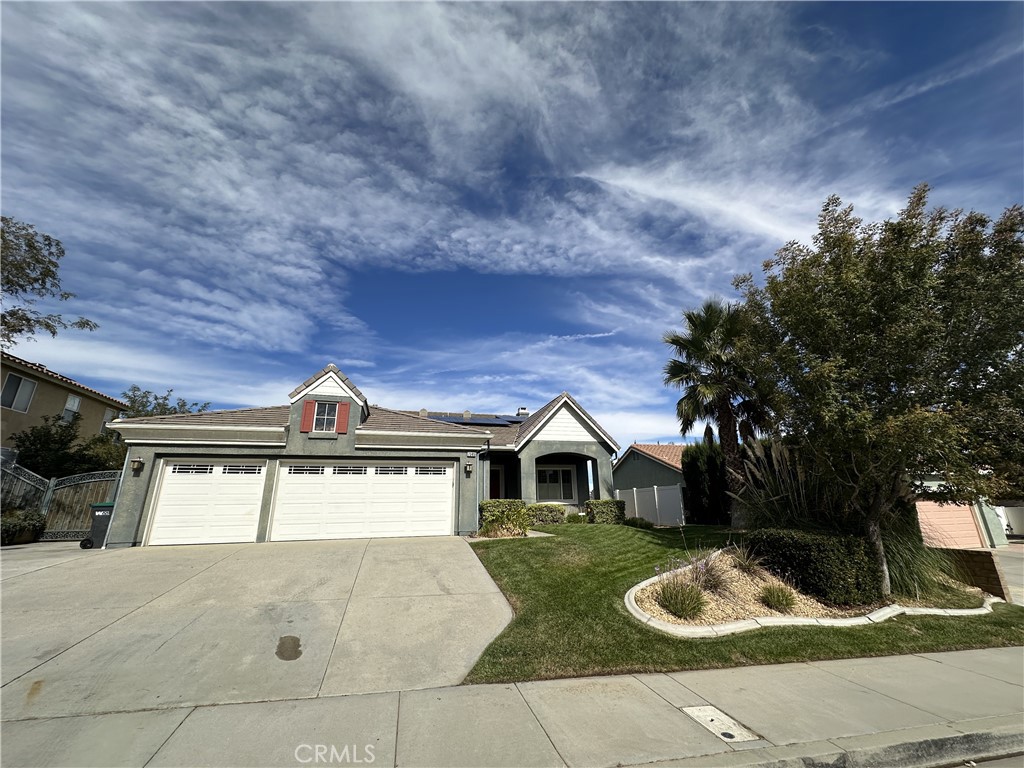 7345 Sunnyslope Property Photo