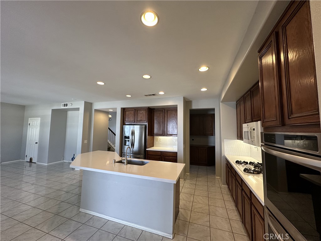 7345 Sunnyslope Property Photo 7