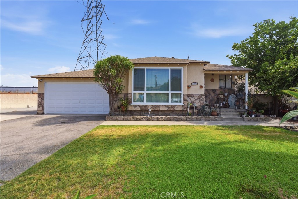 12738 Farnell Property Photo 1