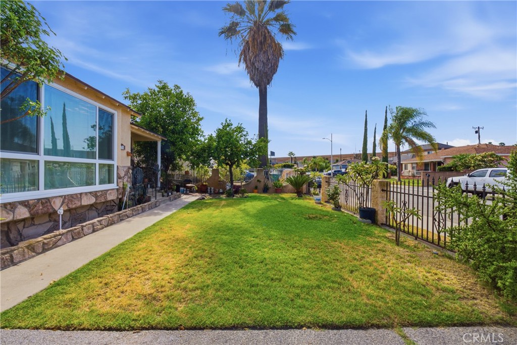 12738 Farnell Property Photo 21