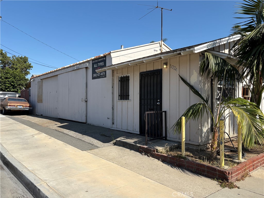 1024 E Nevada Street Property Photo 1