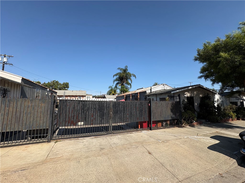 1024 E Nevada Street Property Photo 8