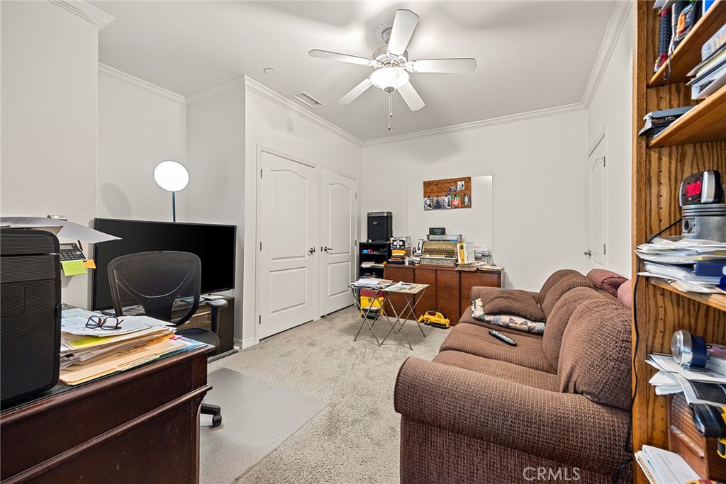 10909 Leland Ave Property Photo 8