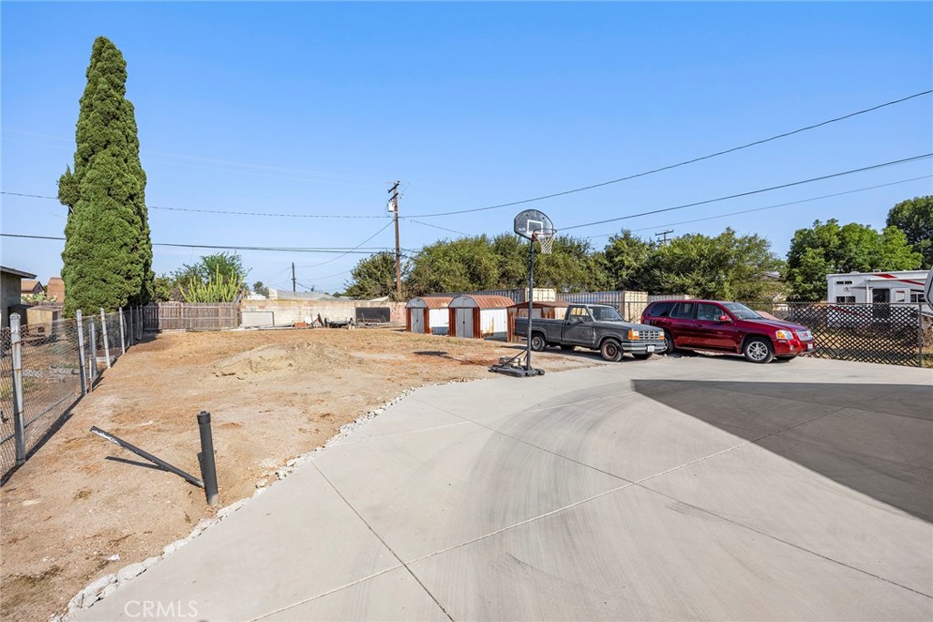 10909 Leland Ave Property Photo 17