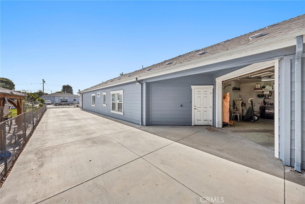 10909 Leland Ave Property Photo 18