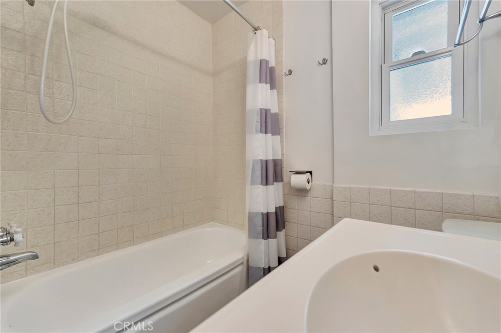 3464 Iroquois Property Photo 25