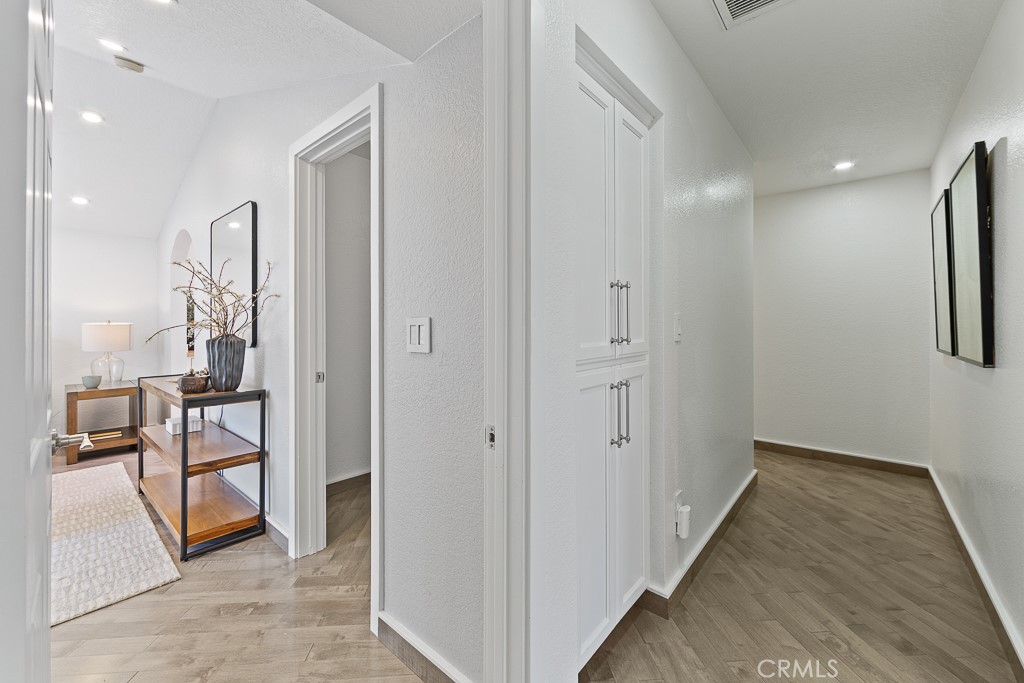 917 Euclid Avenue Property Photo 34