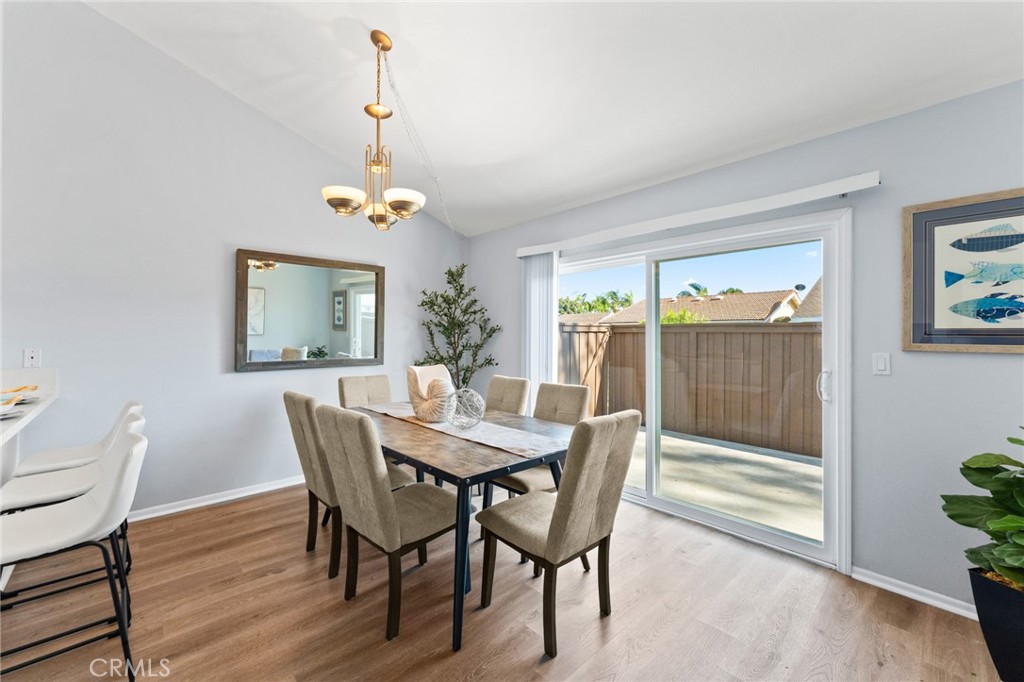 8262 Manifesto Property Photo 16