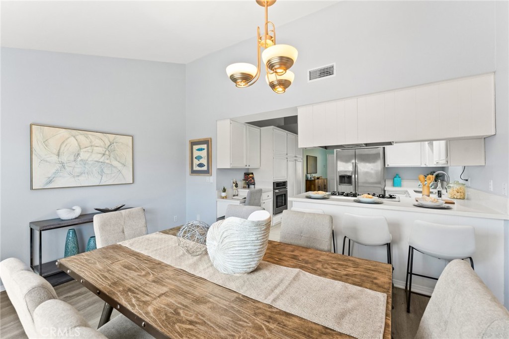 8262 Manifesto Property Photo 19