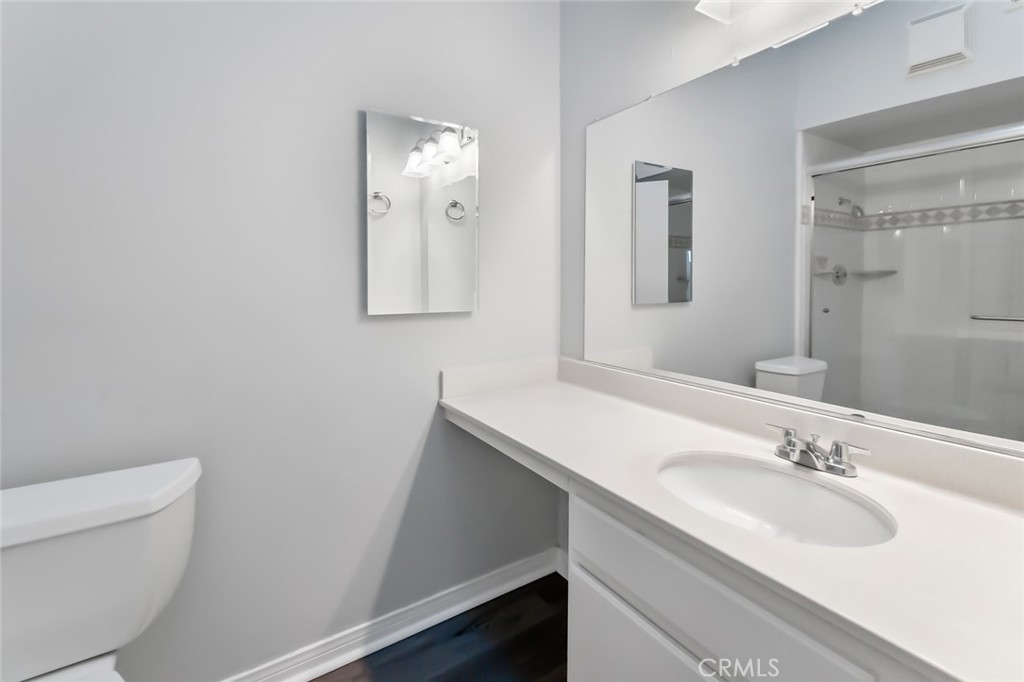 8262 Manifesto Property Photo 28