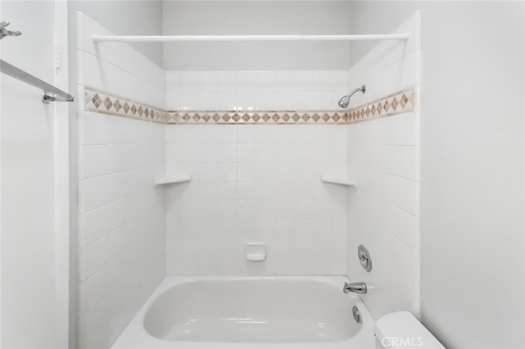 8262 Manifesto Property Photo 30