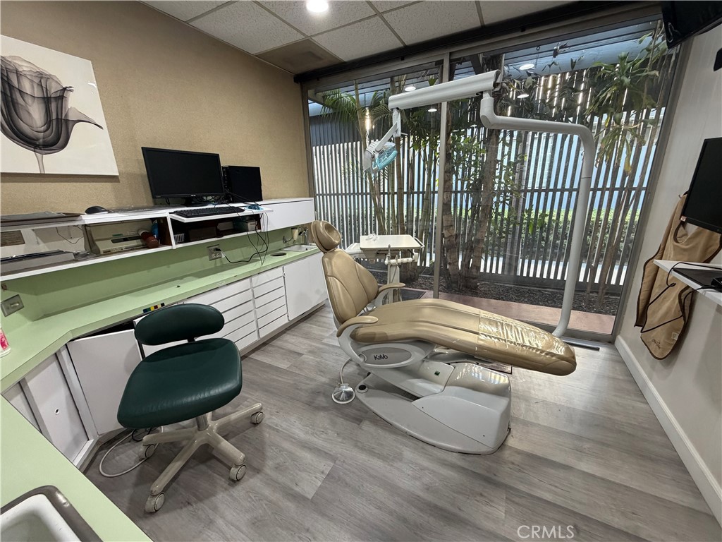 1731 W Romneya Drive Property Photo 11