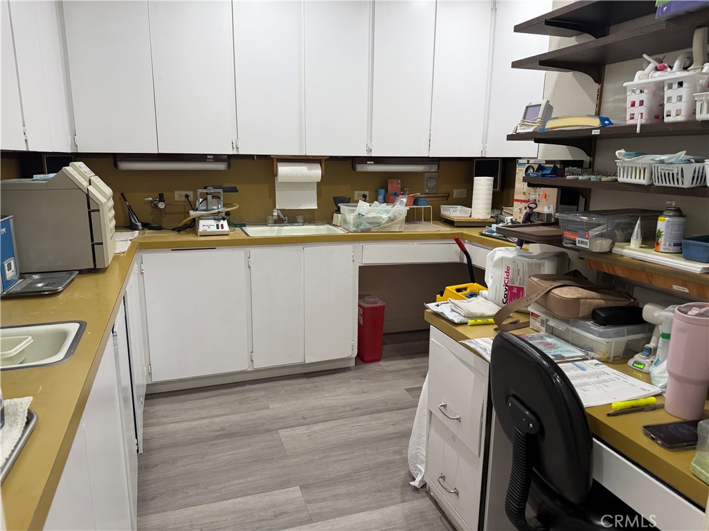 1731 W Romneya Drive Property Photo 20