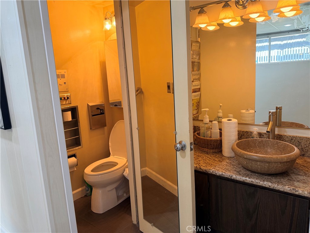 1731 W Romneya Drive Property Photo 21